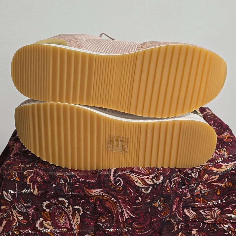 MICHAEL Michael Kors Raina Trainer Sneaker - Picture 8 of 10